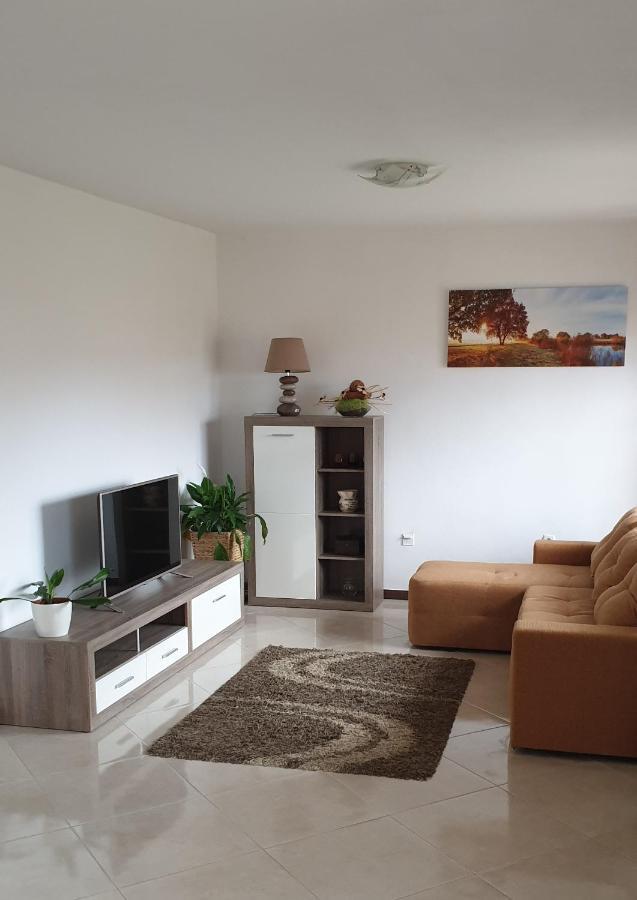 Apartman Lena Pula Exterior foto